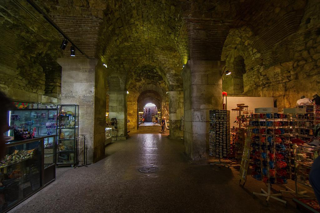 Turkish Tower Apartment スプリト 部屋 写真